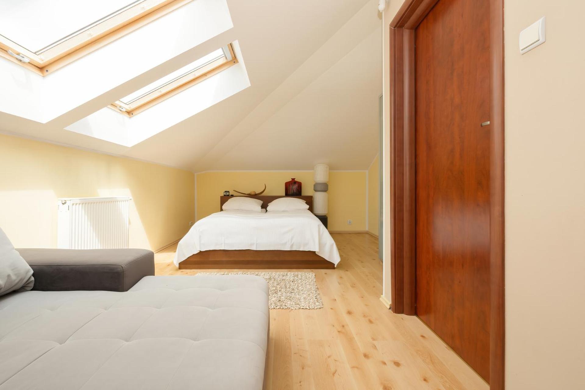 Pine House By Sea *